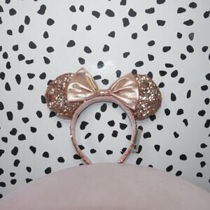 Disney Parks Rose Gold Sequin Bow Minnie Mouse Ears Headband
